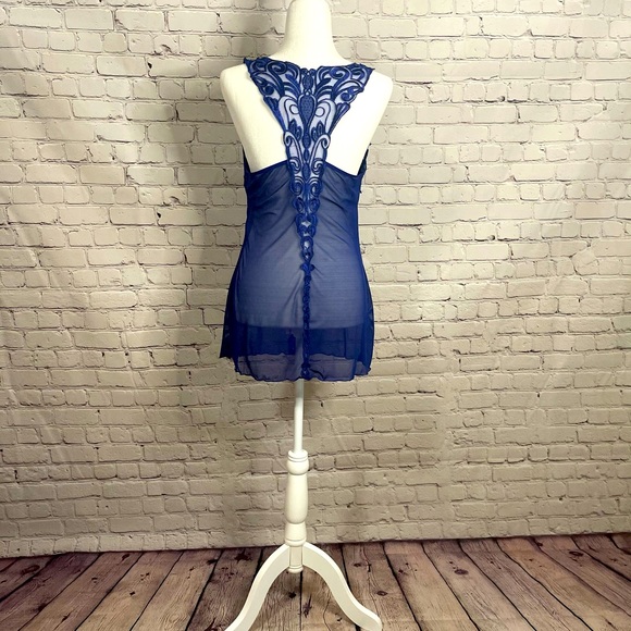 🎉🎉Oh La La Cheri Chemise🎉🎉 - Picture 4 of 5